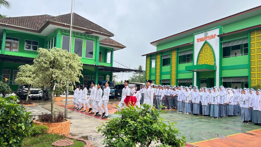 Upacara & Apel Paskibra Siswa MA NEGERI 5 CIAMIS
